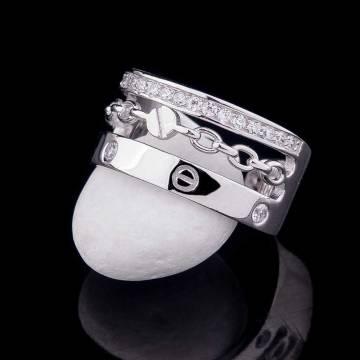 Серебряное кольцо с фианитами 111821 Серебряное кольцо с фианитами 111821