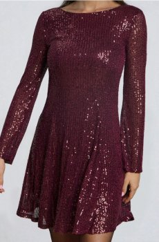 Мінісукня - червоне дерево