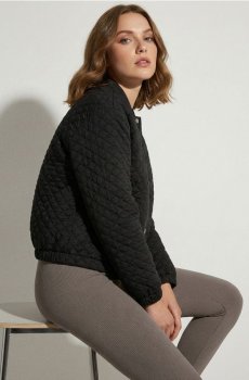 Стьобана куртка-бомбер - чорний