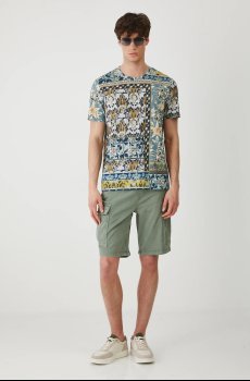 Футболка Medicine