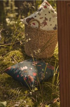 Декоративна подушка - темно-зелений