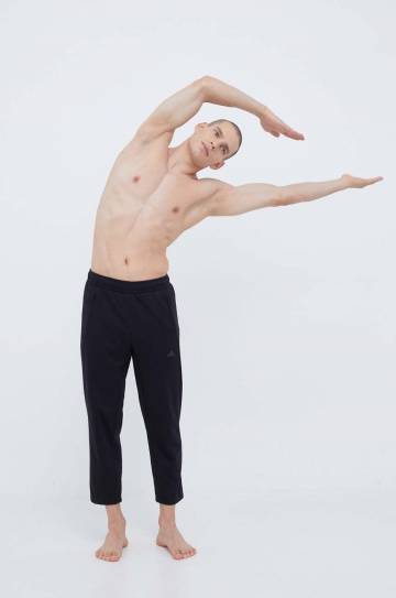 Тренировочные брюки adidas Performance Base цвет чёрный однотонные Тренировочные брюки adidas Performance Base цвет чёрный однотонные