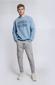 Кофта з круглим вирізом - light blue