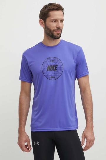 Футболка для тренинга Nike Lead Line цвет фиолетовый с принтом Футболка для тренинга Nike Lead Line цвет фиолетовый с принтом