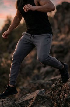 Штани tapered fit SNSY PERFORMANCE - сірий
