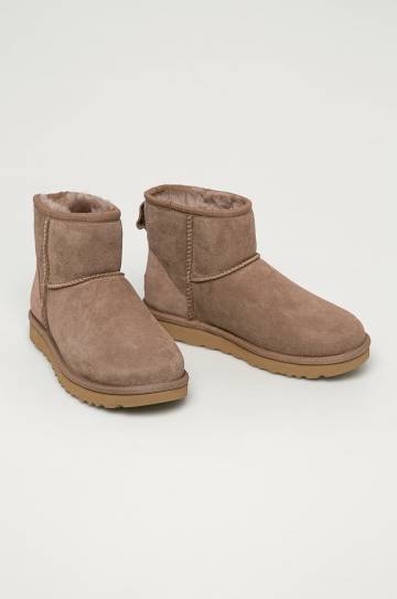 Зимние сапоги UGG цвет коричневый Зимние сапоги UGG цвет коричневый