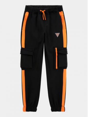 Guess Спортивні штани L4RQ14 KB212 Чорний Relaxed Fit Guess Спортивні штани L4RQ14 KB212 Чорний Relaxed Fit