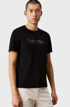 Мужская черная футболка SATIN BONDED Черный S Calvin Klein K10K114162