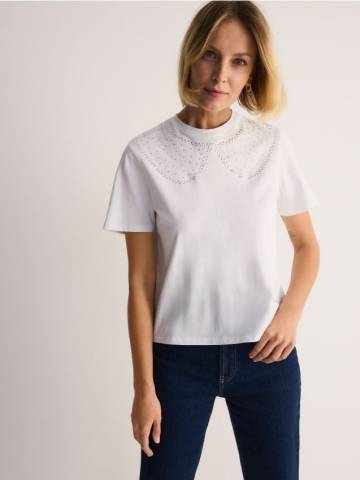 Reserved - LADIES` T-SHIRT - білий - 117DX-00X Reserved - LADIES` T-SHIRT - білий - 117DX-00X