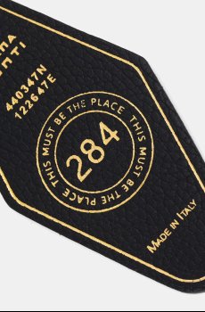 Кожаный брелок Liviana Conti