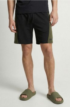 Спортивні шорти - чорний