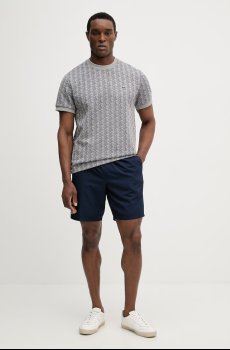 Шорты Lacoste