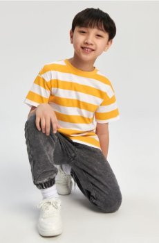 Футболка з короткими рукавами - жовтий