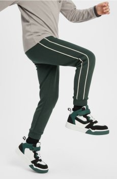 Джогери - коричневувато-зелений