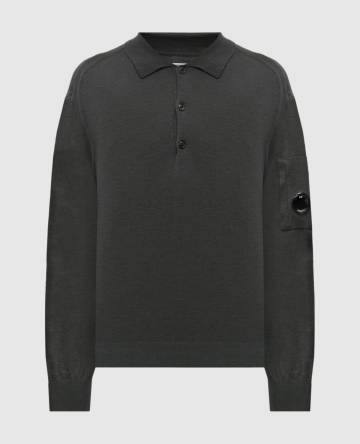 Зеленое поло с шерстью