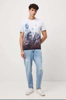 Футболка Medicine