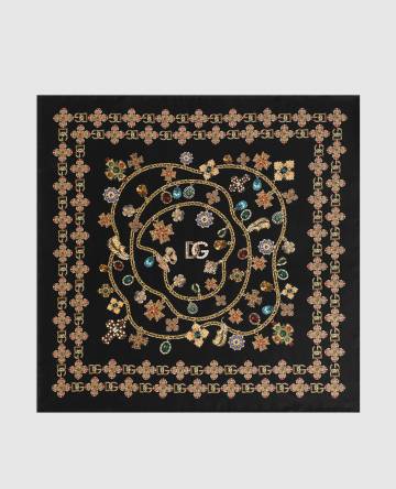 Черный платок из шелка в принт