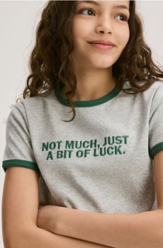 Reserved - Футболка з вишитим написом - світло-сірий - 022HU-09M