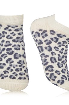Носки женские AmiGA укороченные, серые, леопард мелкий, размер 23-25