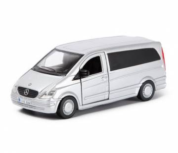 Автомодель Bburago Mercedes-Benz Vito сріблястий 1:32 (18-43028 silver) Автомодель Bburago Mercedes-Benz Vito сріблястий 1:32 (18-43028 silver)