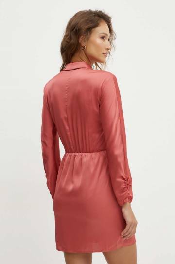Платье Guess TANYA цвет оранжевый mini облегающее W4YK69 WF1T2 Платье Guess TANYA цвет оранжевый mini облегающее W4YK69 WF1T2