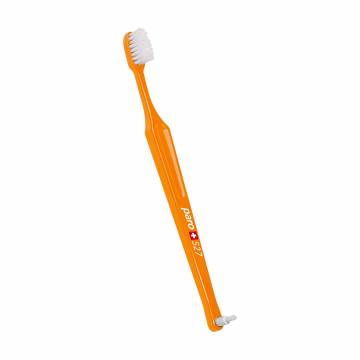 Детская зубная щетка Paro Swiss Kids S27, мягкая, оранжевая, 1 шт (в полиэтиленовой упаковке) Детская зубная щетка Paro Swiss Kids S27, мягкая, оранжевая, 1 шт (в полиэтиленовой упаковке)