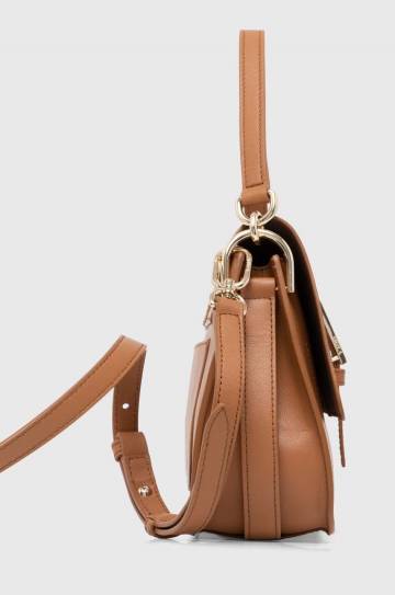 Кожаная сумочка Furla цвет бежевый WB00996 BX2045 RY000 Кожаная сумочка Furla цвет бежевый WB00996 BX2045 RY000