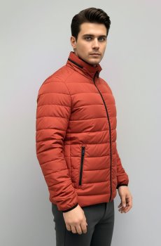 Куртка стеганая короткая красного цвета SB-24258-ducat-bordo