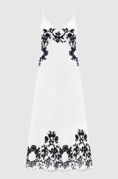 Белое платье миди с контрастным кружевом