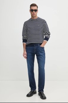 Джинсы Armani Exchange