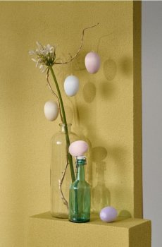 Великодня прикраса у формі яєць - різнобарвний