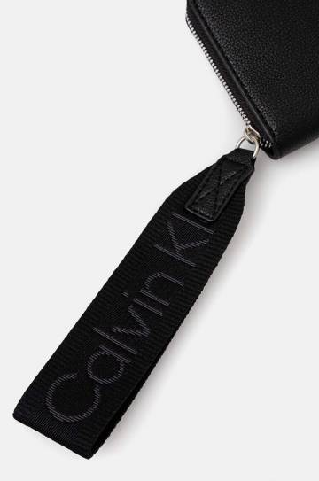 Кошелек Calvin Klein Jeans женский цвет чёрный K60K612749 Кошелек Calvin Klein Jeans женский цвет чёрный K60K612749