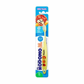 Детская зубная щетка Kodomo Soft & Slim желтая, от 3 до 5 лет, 1 шт Детская зубная щетка Kodomo Soft & Slim желтая, от 3 до 5 лет, 1 шт