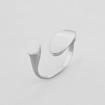 Серебряное кольцо Minimal 1536-19 Серебряное кольцо Minimal 1536-19
