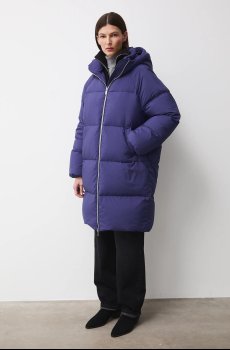 Пуховое пальто Medicine