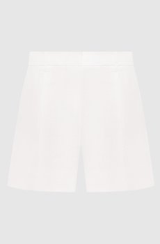 Белые шорты из льна с цепочкой