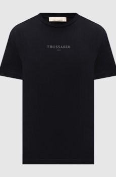 Черная футболка