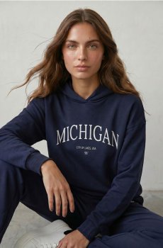 Кофта з написом Michigan - темно-синій