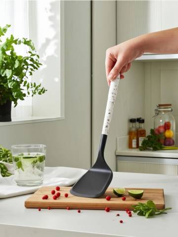 Кухонна лопатка - чорний