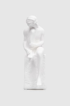 Декоративная белая фарфоровая статуэтка Zodiac Pisces man