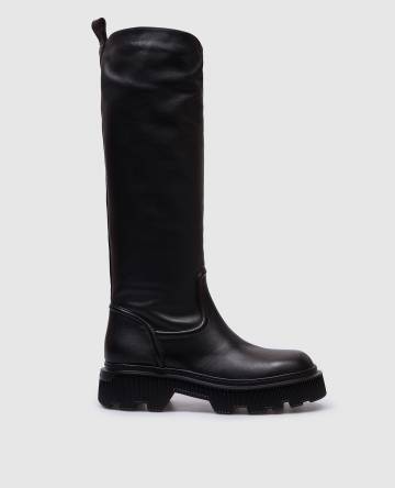 Черные кожаные сапоги Chicboot Черные кожаные сапоги Chicboot