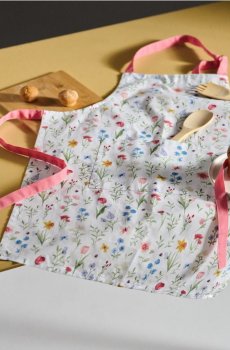 Фартух з квітковим візерунком - білий