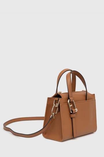 Кожаная сумочка Furla цвет бежевый WB01337 BX2045 RY000 Кожаная сумочка Furla цвет бежевый WB01337 BX2045 RY000
