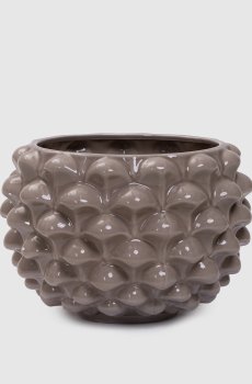 Бежевое кашпо в форме шишки