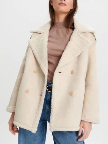LADIES` OUTER JACKET - кремовий LADIES` OUTER JACKET - кремовий