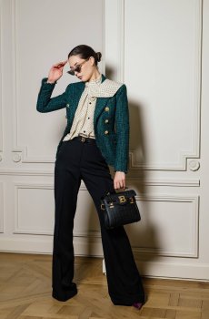 Черные брюки клеш из шерсти