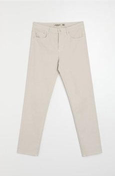 Джинси slim fit - кремовий