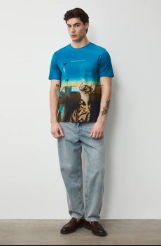 Футболка Medicine