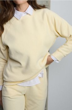 Кофта з круглим вирізом - жовтий