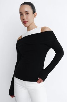 Чорний трикотажний комплект із майки та лонгсліва